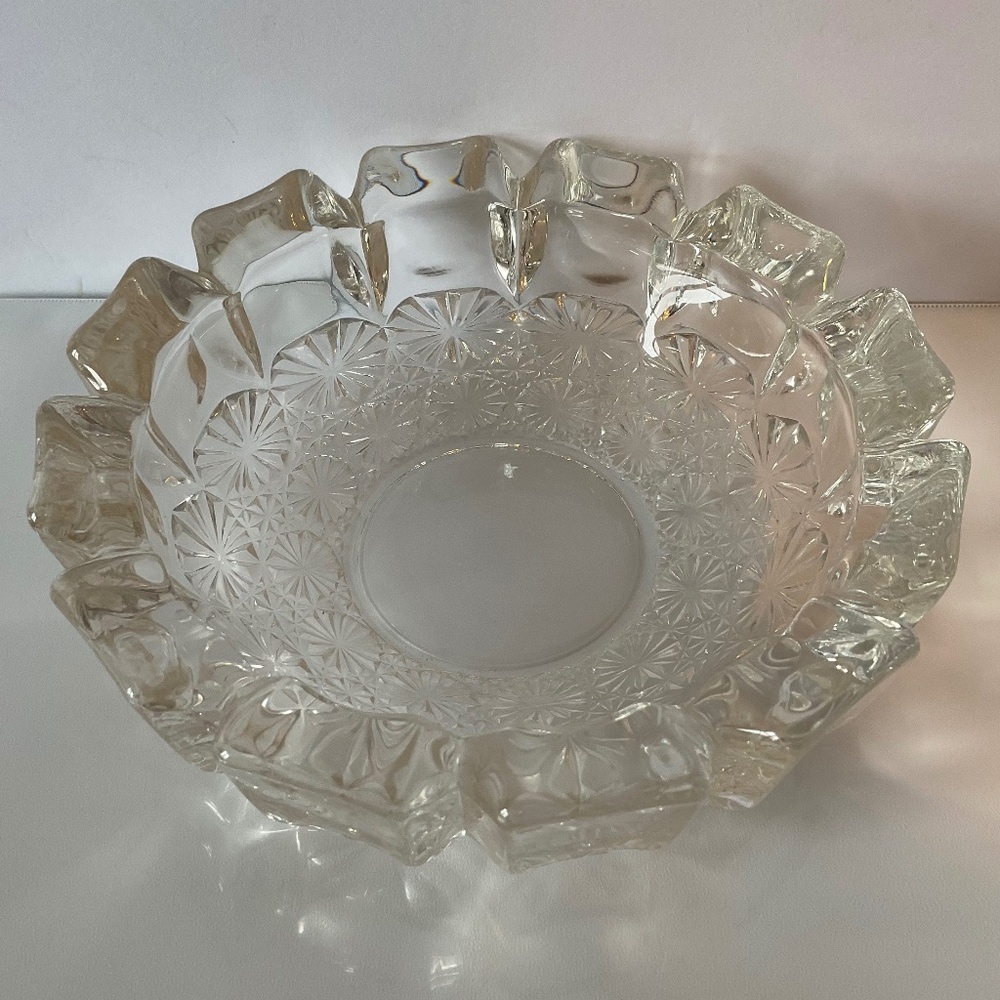 Vintage Heavy Glass Ashtray or Bowl with Candle - Starburst Daisy Pattern